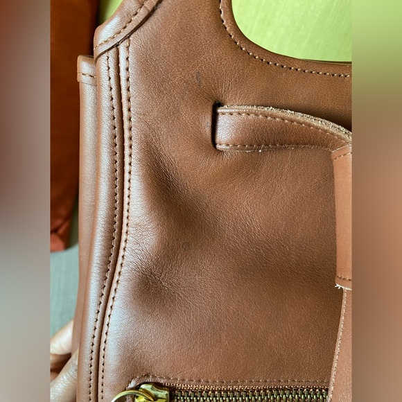 Coach 9994 - Picture 11 of 15